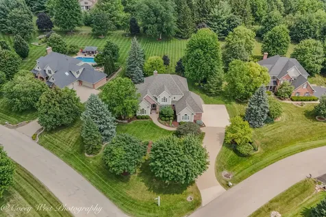 4N843 West Woods Drive St. Charles IL 60175