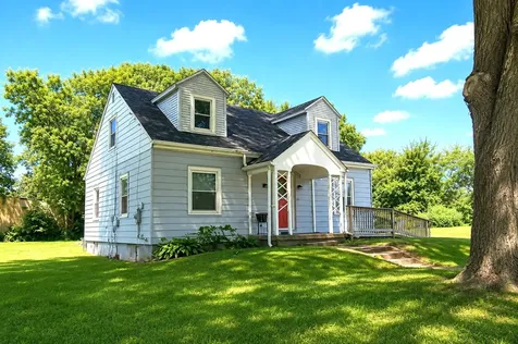 1402 West 3rd Street Sterling IL 61081