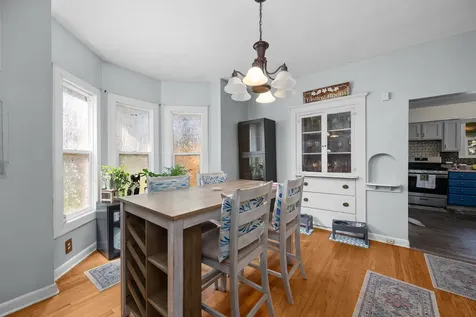 1815 4TH Street Moline IL 61265