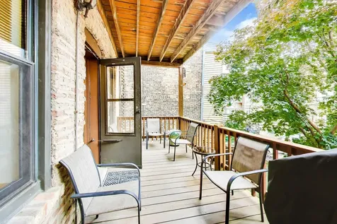 923 West Irving Park Road W Chicago IL 60613