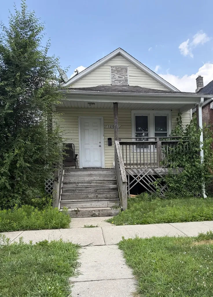 12047 South Wallace Street Chicago IL 60628