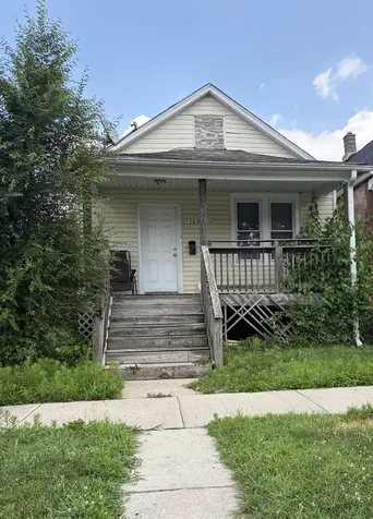 12047 South Wallace Street Chicago IL 60628