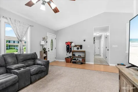 1030 Suzy Street Lake Holiday IL 60548