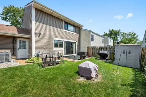 205 Robbin Drive Romeoville IL 60446