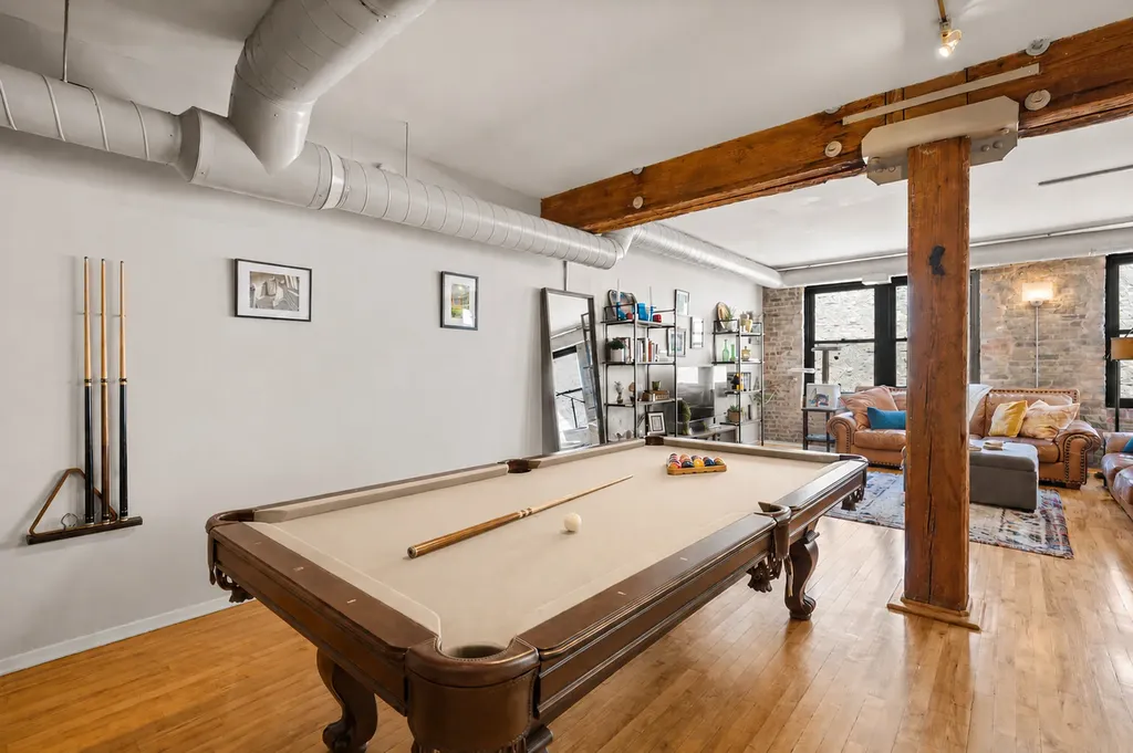 515 North Noble Street Chicago IL 60642