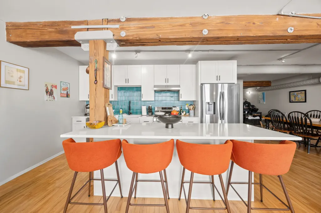 515 North Noble Street Chicago IL 60642