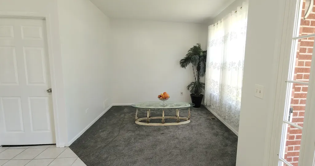 4 Claridge Court Bolingbrook IL 60440