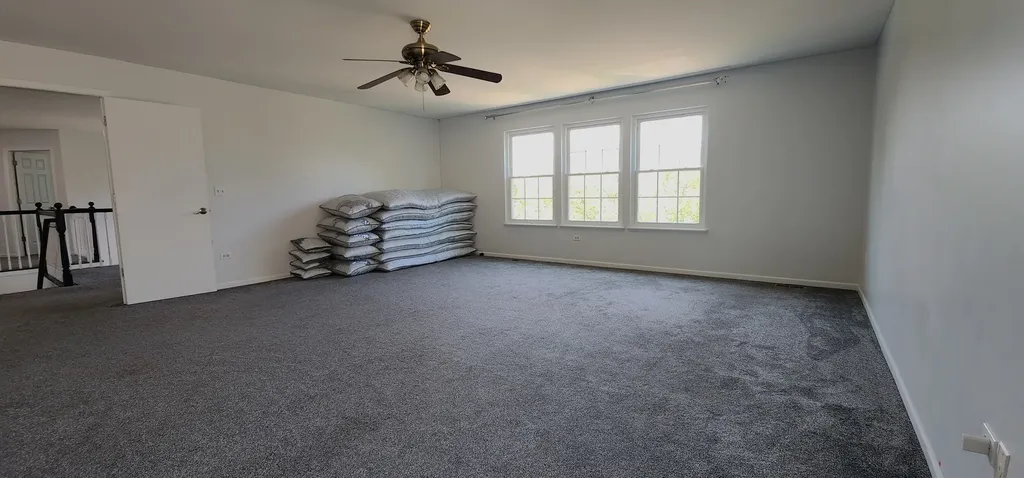 4 Claridge Court Bolingbrook IL 60440