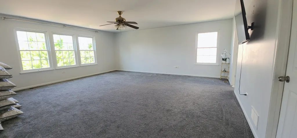 4 Claridge Court Bolingbrook IL 60440