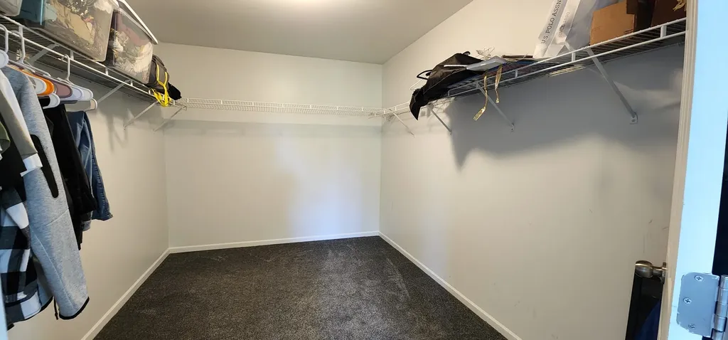 4 Claridge Court Bolingbrook IL 60440
