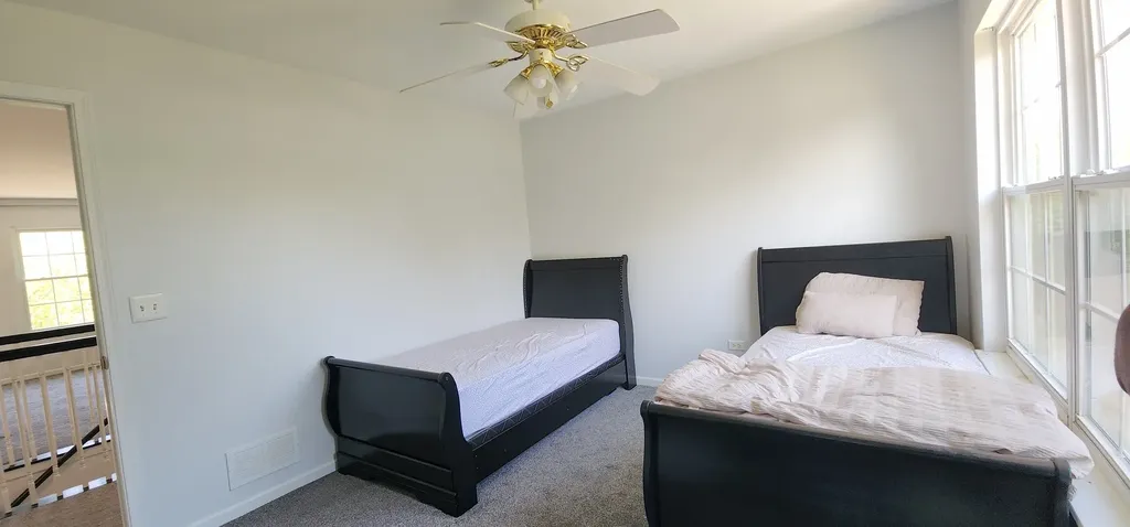 4 Claridge Court Bolingbrook IL 60440