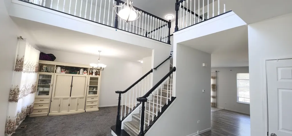 4 Claridge Court Bolingbrook IL 60440