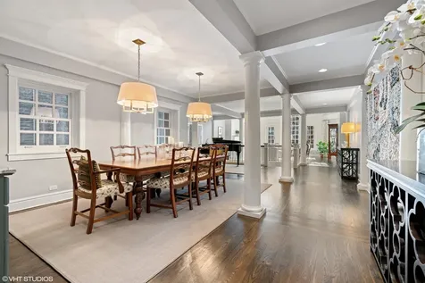 38 East Elm Street Chicago IL 60611