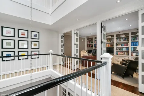 38 East Elm Street Chicago IL 60611