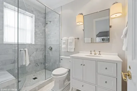 38 East Elm Street Chicago IL 60611