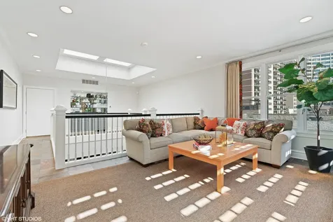 38 East Elm Street Chicago IL 60611