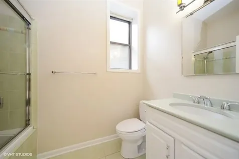 2112 North Dayton Street Chicago IL 60614
