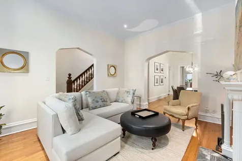 2112 North Dayton Street Chicago IL 60614