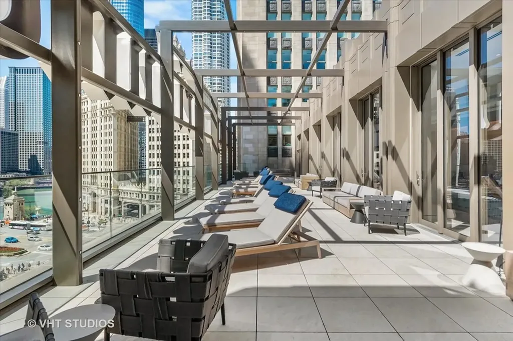 435 North Michigan Avenue Chicago IL 60611