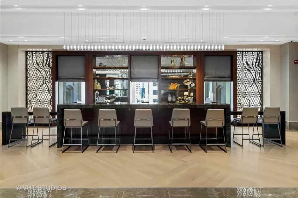 435 North Michigan Avenue Chicago IL 60611