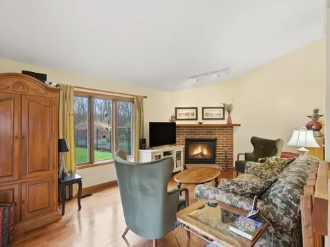 312 Brookdale Drive Bloomingdale IL 60108