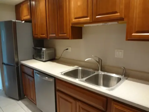 825 Pearson Avenue Des Plaines IL 60016