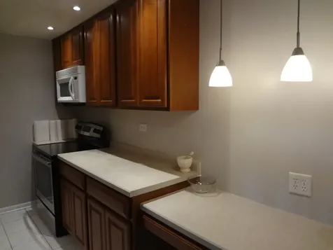 825 Pearson Avenue Des Plaines IL 60016