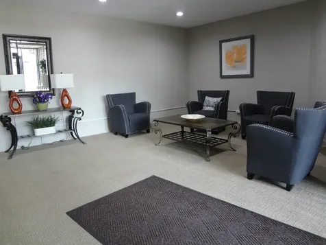 825 Pearson Avenue Des Plaines IL 60016