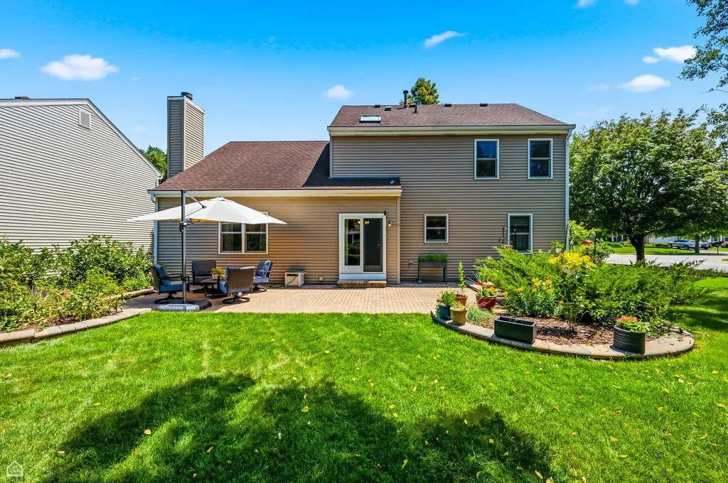 2920 Compton Road Aurora IL 60504