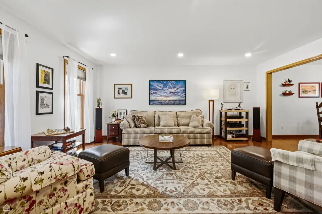 2920 Compton Road Aurora IL 60504