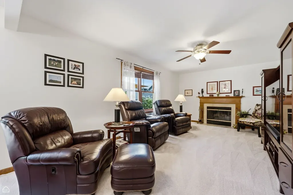 2920 Compton Road Aurora IL 60504