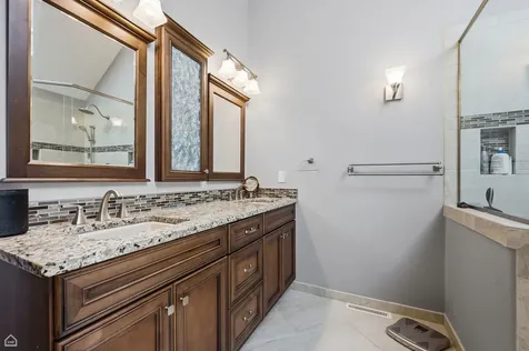 2920 Compton Road Aurora IL 60504