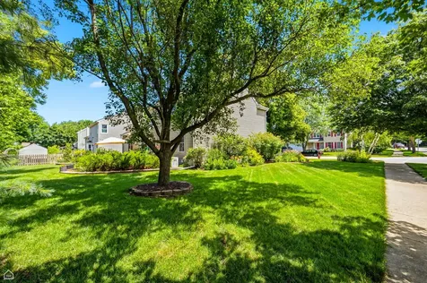 2920 Compton Road Aurora IL 60504