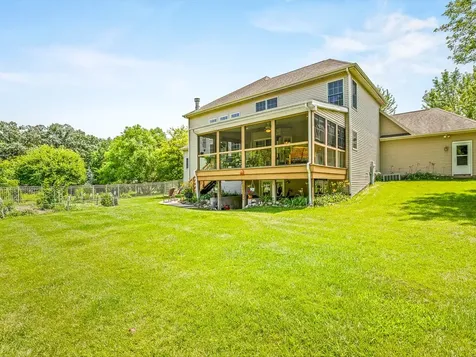 11531 Cross Creek Estates Lane Belvidere IL 61008
