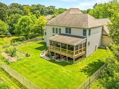 11531 Cross Creek Estates Lane Belvidere IL 61008
