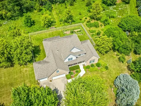 11531 Cross Creek Estates Lane Belvidere IL 61008