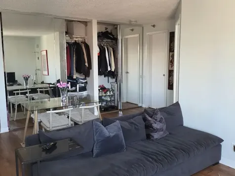 1122 North Clark Street Chicago IL 60610
