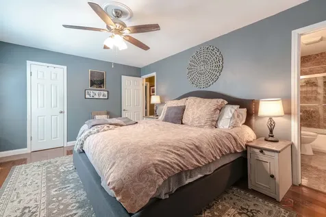 6 South Deerpath Drive Vernon Hills IL 60061