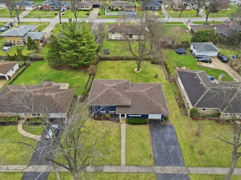 1430 East Emmerson Lane Mount Prospect IL 60056