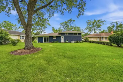 1430 East Emmerson Lane Mount Prospect IL 60056