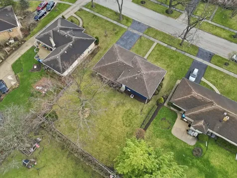 1430 East Emmerson Lane Mount Prospect IL 60056