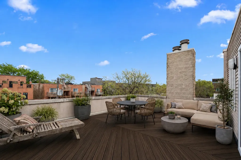 2715 North Bosworth Avenue Chicago IL 60614