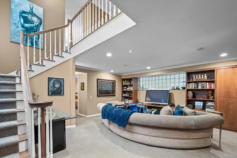 2715 North Bosworth Avenue Chicago IL 60614