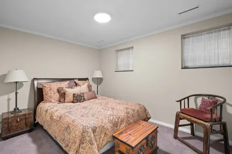 2715 North Bosworth Avenue Chicago IL 60614