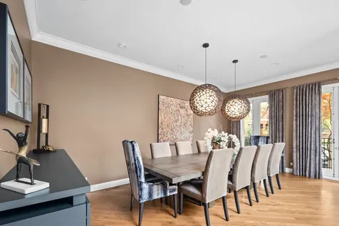 2715 North Bosworth Avenue Chicago IL 60614