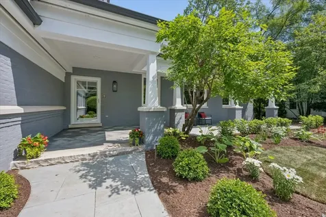 394 Ramsay Road Deerfield IL 60015