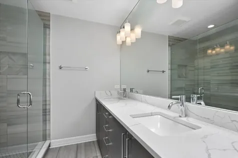 394 Ramsay Road Deerfield IL 60015