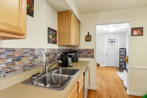505 Gardiner Court Romeoville IL 60446