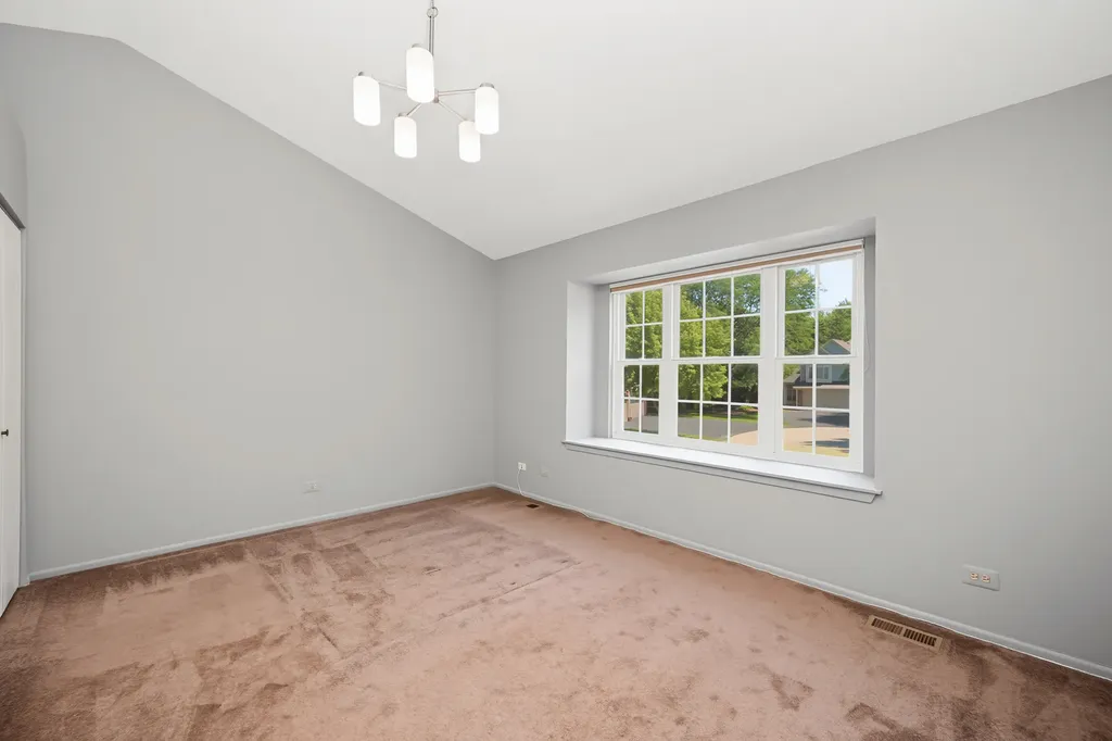 30W023 Laurel Court Warrenville IL 60555
