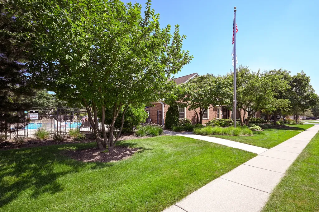 30W023 Laurel Court Warrenville IL 60555